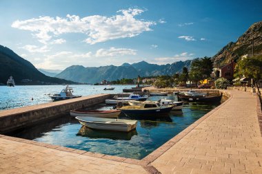 Kotor güzel bir yaz gününde, Karadağ