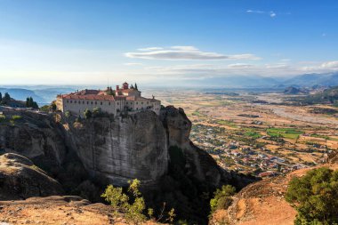 St Stefan anlam Tırhala, Yunanistan Hava içine askıya manastırda Meteora kayalar,