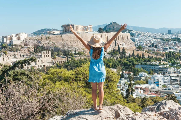 Plaka Vecchio Quartiere Storico Atene Raggruppato Intorno Alle Pendici Settentrionali — Foto Stock