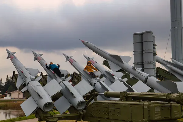 Minsk Bělorusko Října 2016 Historická Výstava Vojenské Techniky Pod Širým — Stock fotografie