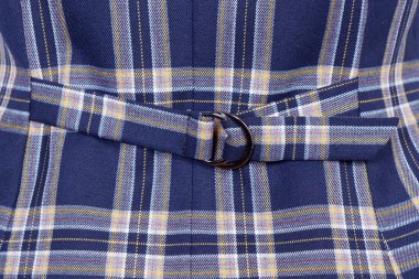 Üç adet 2021 'li kadın pantolon giysisi.