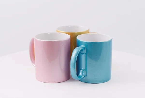 Tazas Colores Para Impresión Por Sublimación Aisladas Sobre Fondo Blanco — Foto de Stock