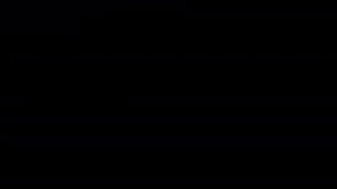 Gri elektronik sigara bulutu siyah arka planda köşeden köşeye sürükleniyor.