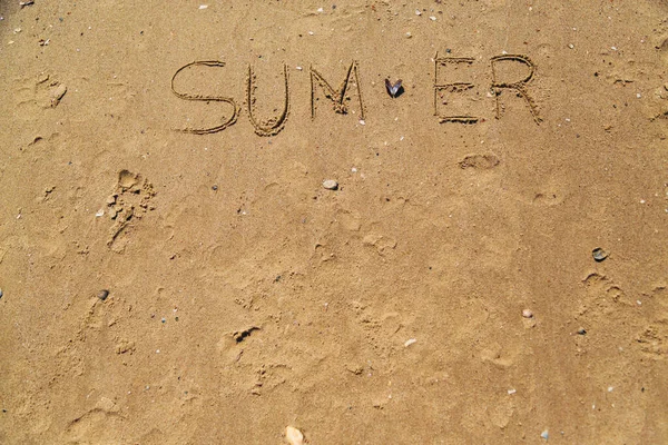 Word Summer Written on the Sand of a Beach with Copy Past Space. Text on the Sea Beach — Stock Photo, Image