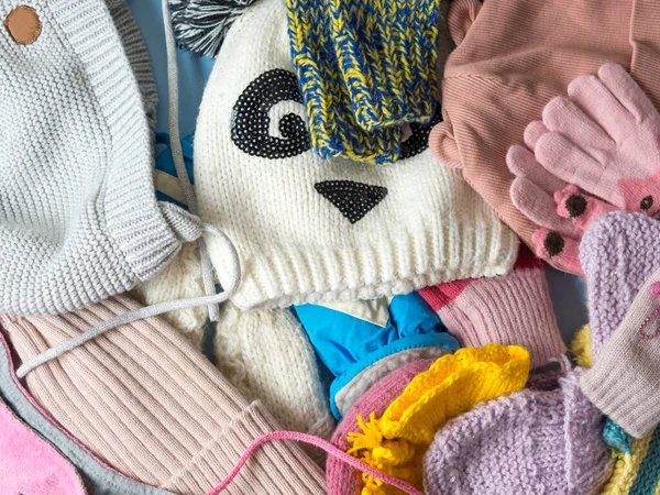 Ropa Bebé Caliente Punto Calcetines Sombreros Guantes Multicolores Para Niñas — Foto de Stock