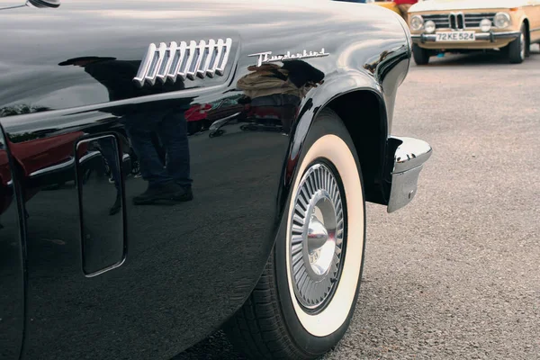 Szoros Kép Régi Timer Vintage Legendás Autó Ford Thunderbird Klasszikus — Stock Fotó