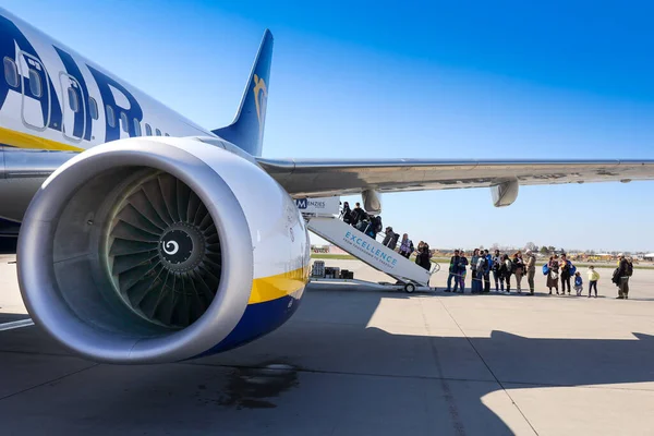 PRAG, CZECH Cumhuriyet - 24 Nisan 2022: Vaclav Havel Uluslararası Havalimanı, Ruzyne, Prag, Çek Cumhuriyeti