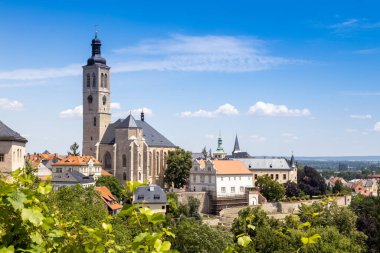 1330 'daki gotik St. Jacob Kilisesi ve İtalyan mahkemesi, UNESCO, Kutna Hora, Çek Cumhuriyeti