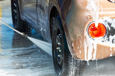  bir hizmette arabasız yıkama