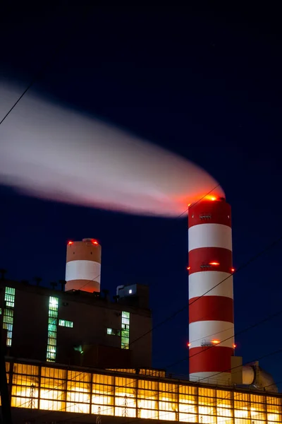 Foto Nocturna Central Eléctrica Carbón Vista Borrosa Del Humo Que —  Fotos de Stock