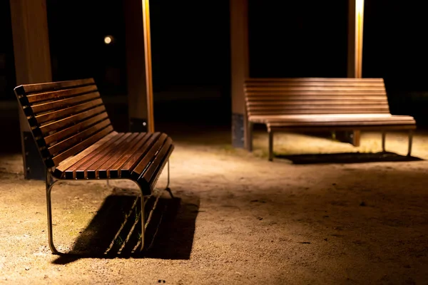 Park Shed Empty Benches Pandemic Meeting Places People Photo Taken — Stock Photo, Image