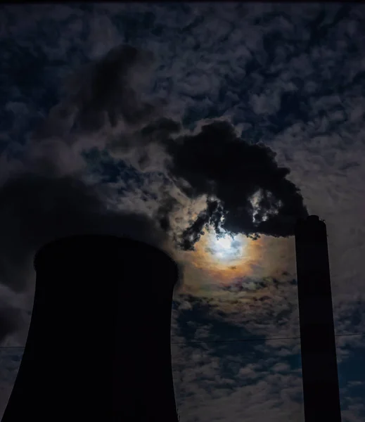 Primer Plano Del Humo Vapor Que Sale Las Chimeneas Una — Foto de Stock