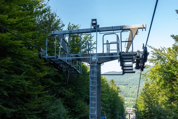 Elevador Cadeira Montanha Teleférico Close Dos Mecanismos Polo Suporte Carga — Fotografia de Stock