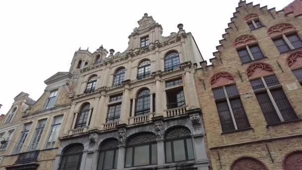 Passeie Por Edifícios Fachadas Medievais Bruges Capital Flandres Ocidental Noroeste — Vídeo de Stock