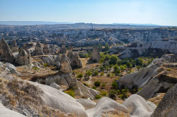 Türkiye Nin Ünlü Kapadokya Kentindeki Eşsiz Heybetli Jeolojik Kaya Oluşumları — Stok fotoğraf