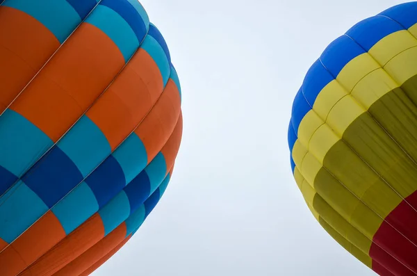 Många Färgglada Varmluftsballonger Lyfter Och Landar Flygteknikfestivalen Kiev Ukraina — Stockfoto