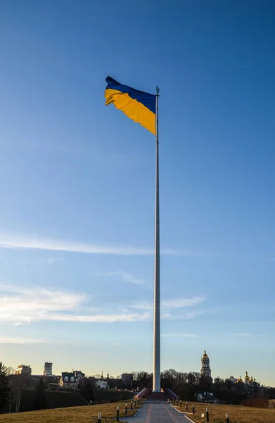 Highest Flagpole Ukrainian Flag Waving Blue Sky Kyiv Ukraine — стокове фото