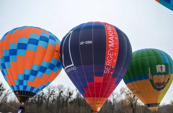 Kyiv Ukraine Februari 2021 Kleurrijke Heteluchtballonnen Heel Dicht Bij Elkaar — Stockfoto