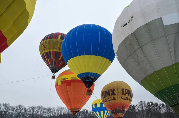 Kiew Ukraine Februar 2021 Bunte Heißluftballons Ganz Nah Beieinander Himmel — Stockfoto