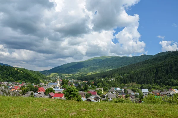 Panoramic View Mountain Village Kolochava Rural Landscape Green Field Trees — Stockfoto