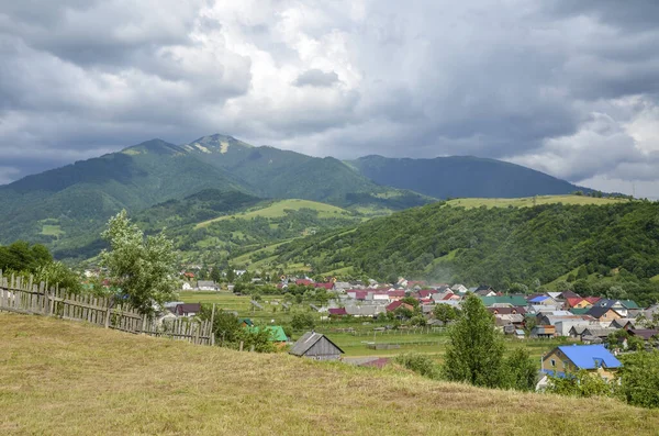 Panoramic View Mountain Village Kolochava Rural Landscape Green Field Trees — 스톡 사진