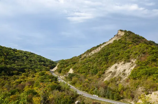 Outono Vista Para Estrada Para Passo Gombori Montanhas Caucasianas Floresta — Fotografia de Stock