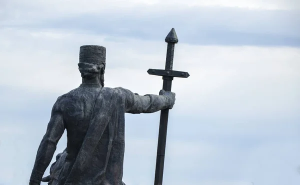 Vista Posterior Del Monumento Rey Erekle Con Una Espada Mano —  Fotos de Stock