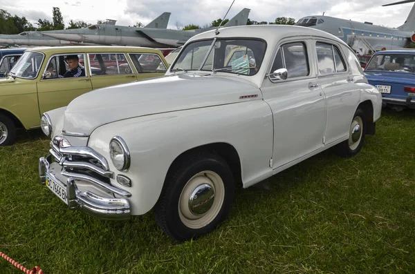 Sovětský Retro Vůz Gaz M20 Pobeda 1955 Prezentován Výstavě Retro — Stock fotografie