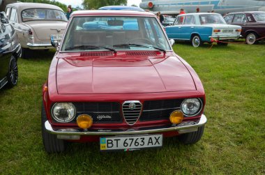 Alfa Romeo Alfetta, İtalyan Alpha Romeo firması Alfa Romeo tarafından 1972-1987 yılları arasında üretilen ve toplamda 400.000 parçadan fazla üretilmiş birinci sınıf sedan..