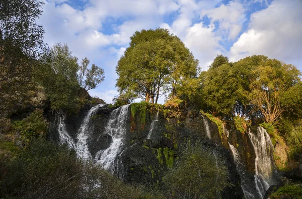 Scenic Autumn Landscape High Rocky Waterfall Shaki Flowing Large Green — Stock Photo, Image