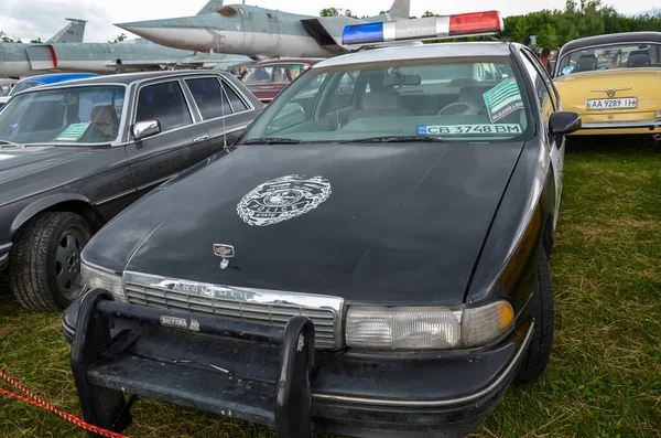 Chevrolet Carro Velho Americano Capturou Interceptor Polícia 1990 Terra Velha — Fotografia de Stock