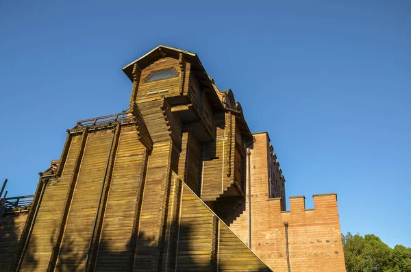 Popolare Punto Riferimento Turistico Medievale Golden Gate Situato Nella Parte — Foto Stock