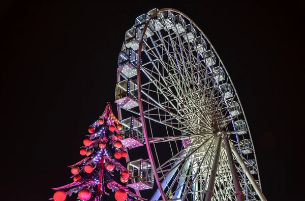 Ferris Wheel New Year Tree Traditional Christmas Fair Kontraktova Square — Stock Photo, Image