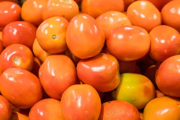 Tomates Vermelhos Fundo Vegetais Mercado — Fotografia de Stock