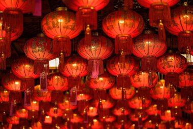 Bangkok, Tayland - 20 Aralık 2021: Tayland Nonthaburi, Tayland 'daki Wat Leng Nei Yee 2 Tapınağında Çince' de 