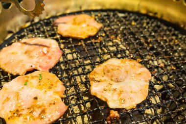 Japon Biftek Izgarası Ateş Mangalında