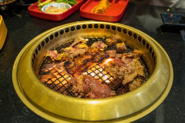 Japon Biftek Izgarası Ateş Mangalında