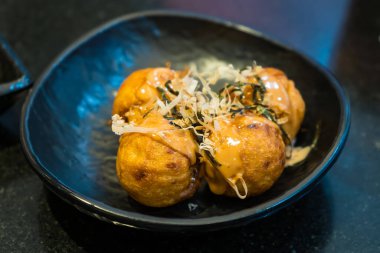 Takoyaki, ahtapot topları, Japon yemekleri.