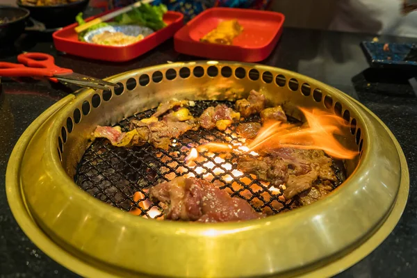 Japán Marhahús Grill Tűzön Faszén Grill — Stock Fotó