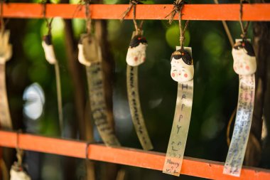 Chiang Rai, Tayland - 11 Ocak 2022: Chiang Rai, Tayland 'da Japon yaz rüzgârı çanları.