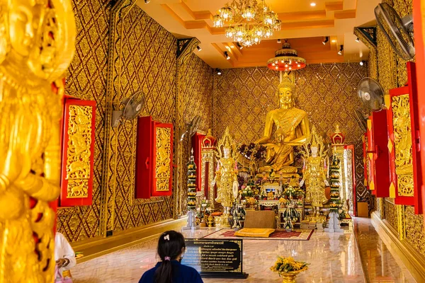Nakhon Nayok Thailand April 2022 Golden Buddha Statue Church Maniwong — Stock Photo, Image
