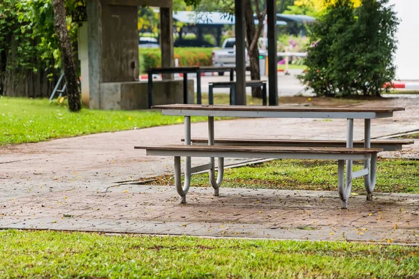 Empty Picnic Table Park Thailand — Stockfoto