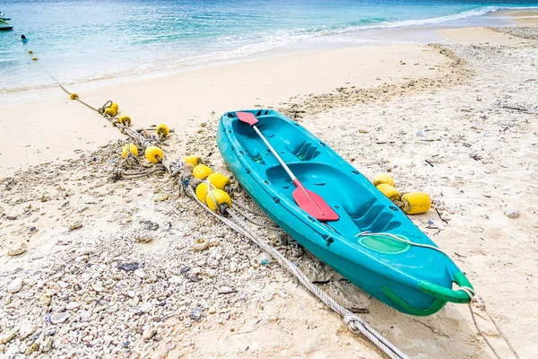 Kayaks Trópusi Strandon Thaiföld — Stock Fotó