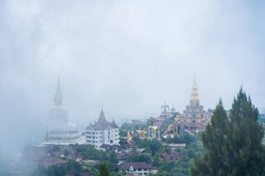 Phetchabun, Tayland - Mayıs, 06, 2021 Wat Pha Sorn Kaew, Petchabun, Tayland.