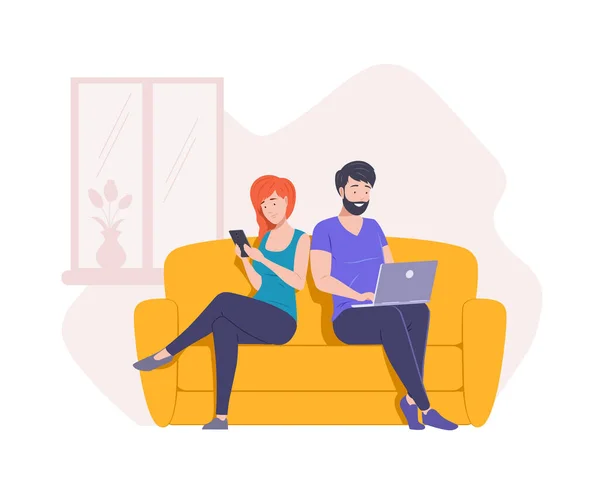 ソファに座っているリラックスした男と女は インターネットを閲覧するスマートフォンでノートパソコンのチャットを使用します ハッピーカップル苦しみインターネット中毒Procrastination楽しんでレジャー週末にホーム漫画ベクトル — ストックベクタ