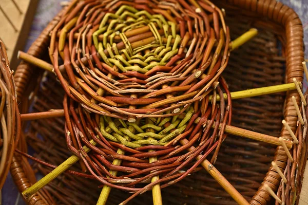 Плетение Корзины Ротанга Крупным Планом — стоковое фото
