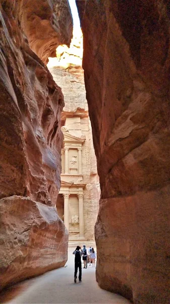 Exit Siq Canyon Passage Way Gate Khazneh Treasury Ancient City — 스톡 사진