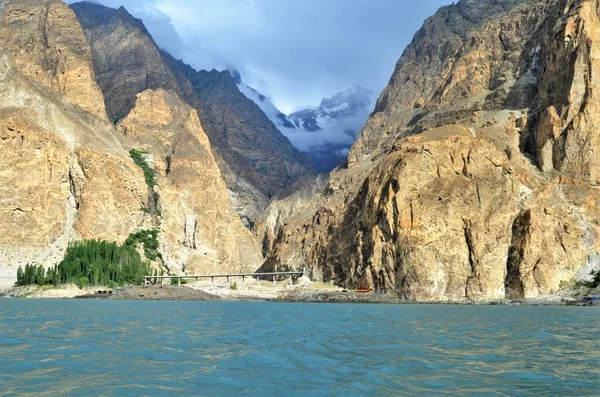 Scenery Attabad Lake Natural Disaster Made Lake Karakoram Highway Northern — Fotografia de Stock