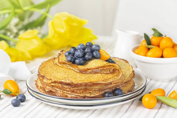 Stack Sweet Crepes Type Pancake Blueberry Kumquat Festive Breakfast Yellow — Stock Photo, Image