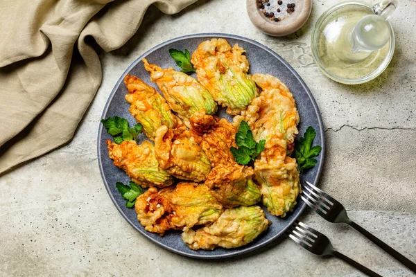 Italian Appetizer Fried Batter Zucchini Flowers Stuffed Ricotta Cheese Parsley — 스톡 사진